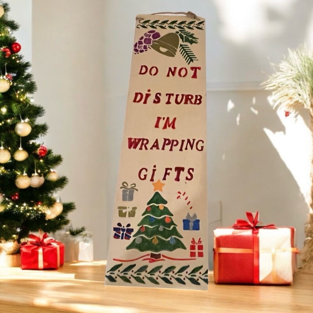 Hand painted Christmas door knob hanger NWT